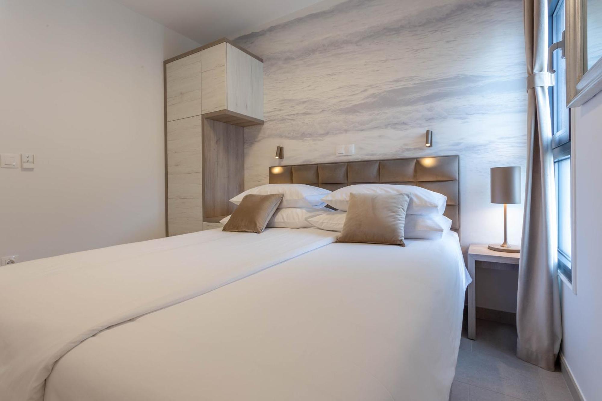 Apartament Grey House *