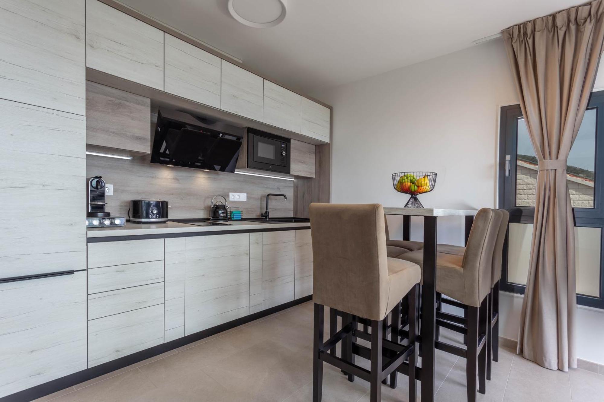 Grey House Apartament *