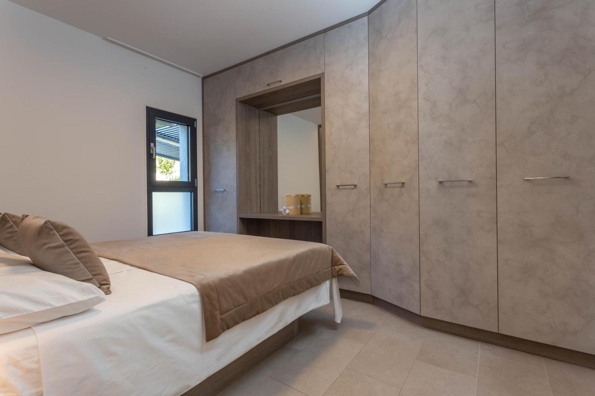 Apartament Grey House